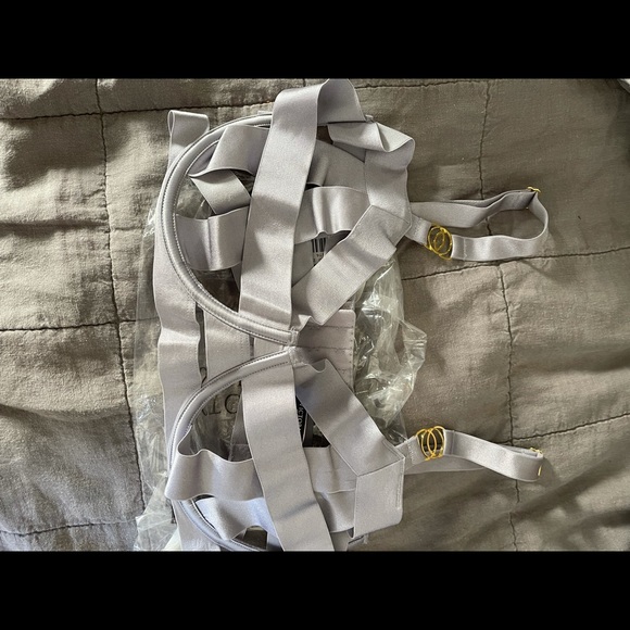 Victoria’s Secret Strappy Banded Caged bra/Panty - Picture 2 of 8